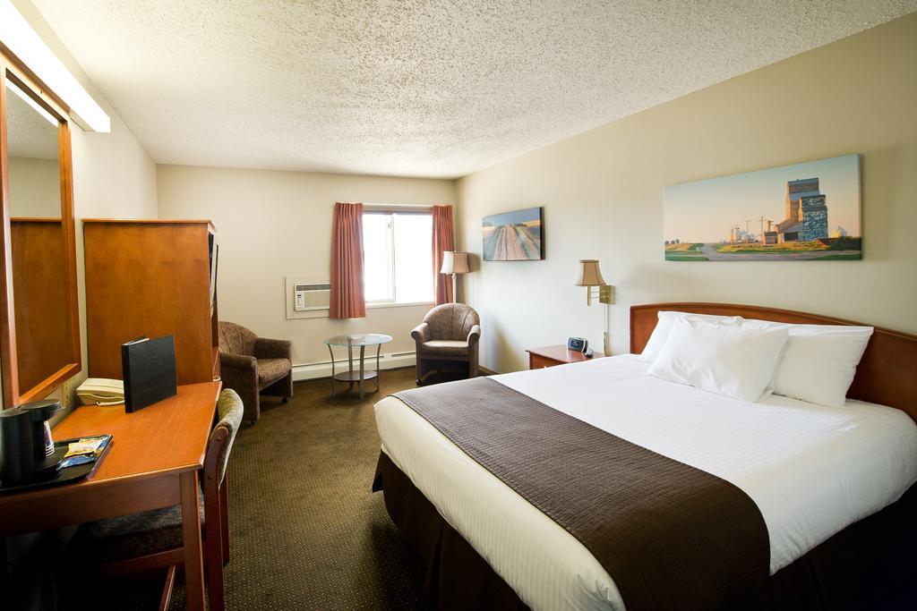 ساسكاتون Riviera Motor Inn الغرفة الصورة